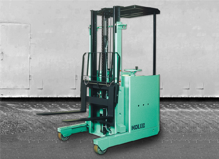 REACH FORKLIFT