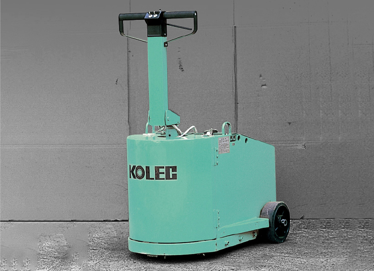 PEDESTRIAN-CONTROLLED CARRIER AND TOWING TRACTORS