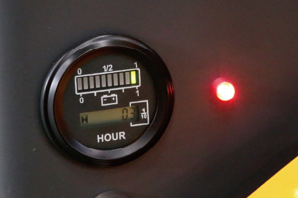 Hour meter/Battery Indicator light