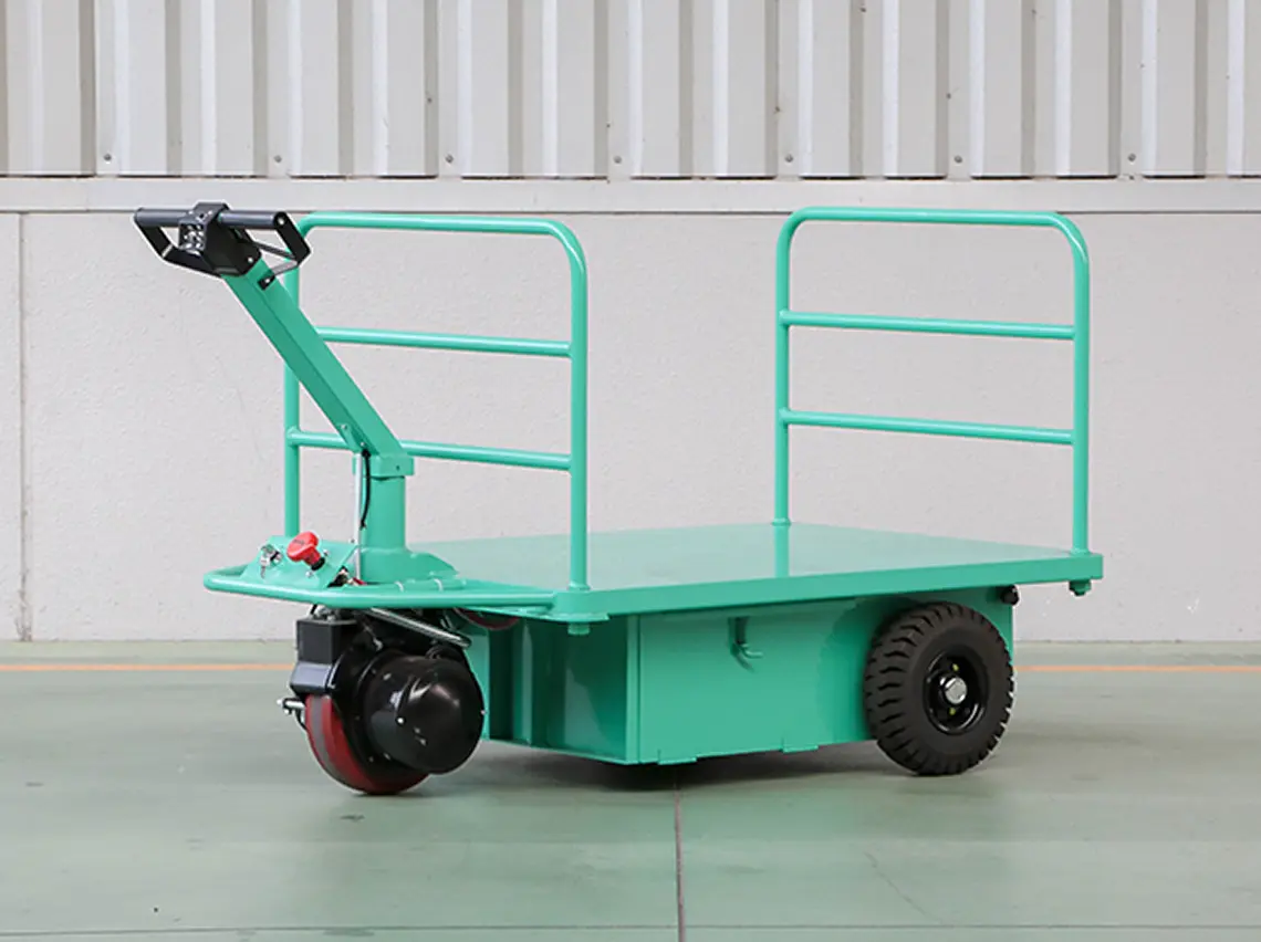 さまざまな特装車も提案可能。カスタマイズして使えるウォーキー式運搬車両。