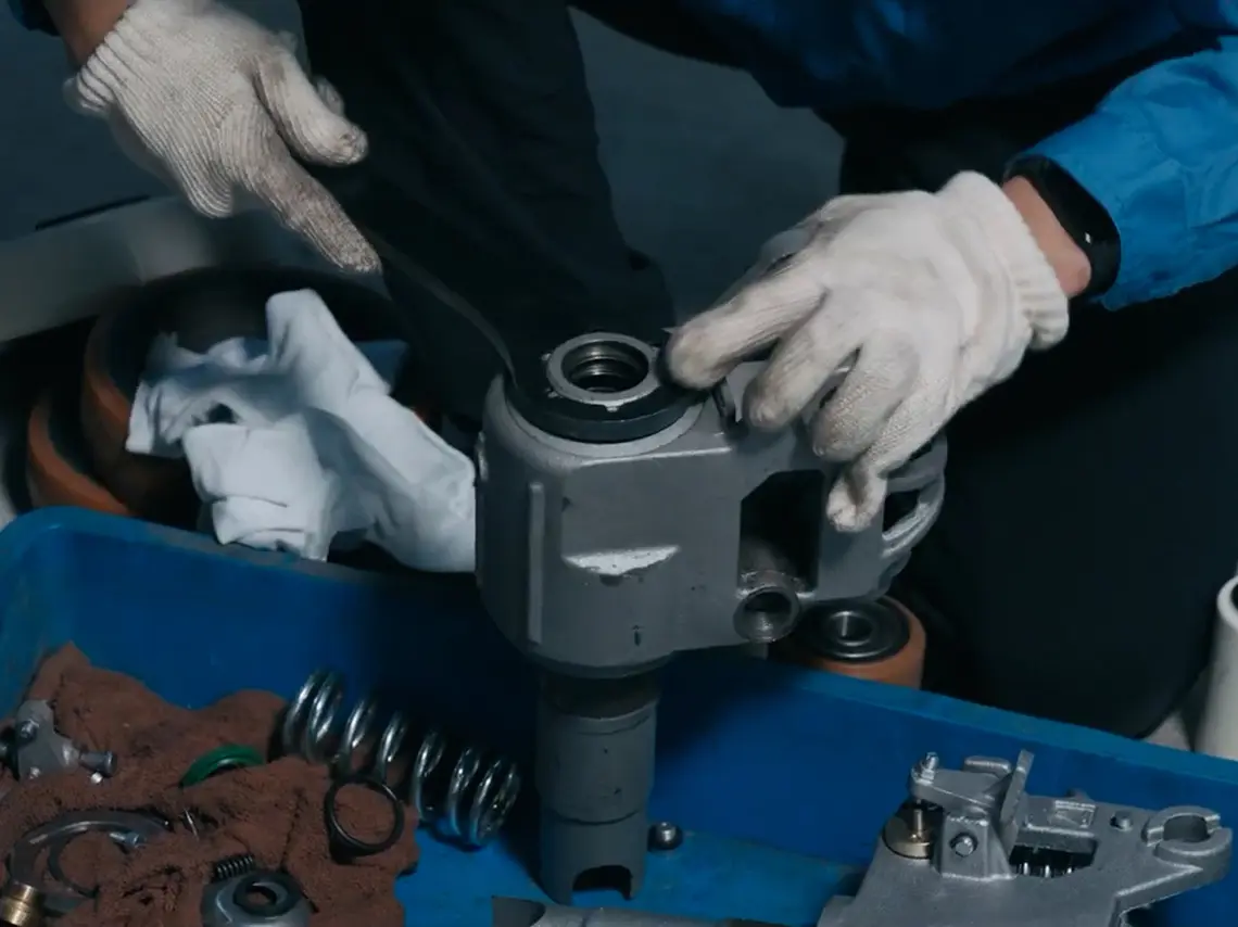 メーカーゆえに実現できる的確な修理