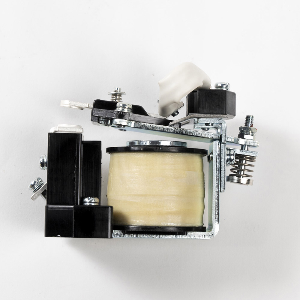 マグネットスイッチ