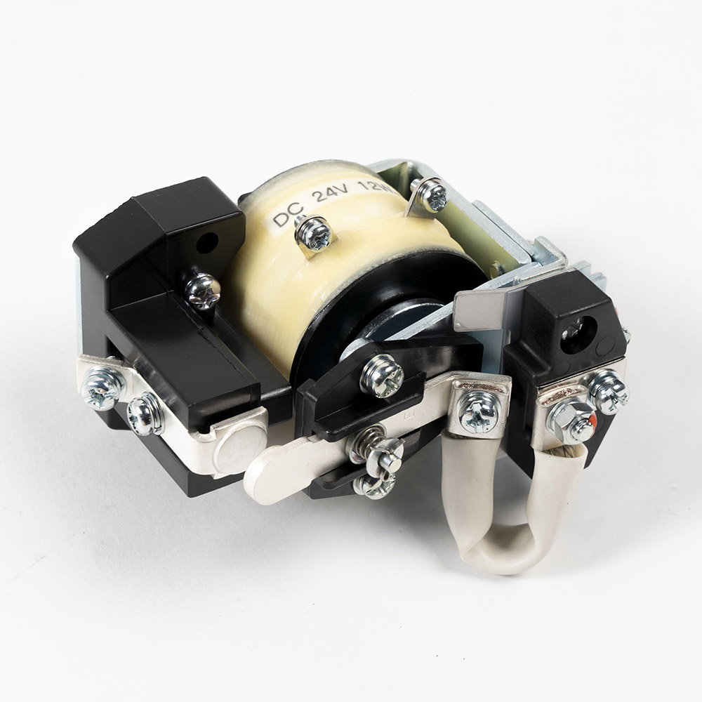 マグネットスイッチ