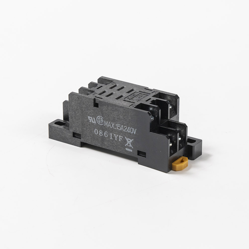 コントロールリレーソケット