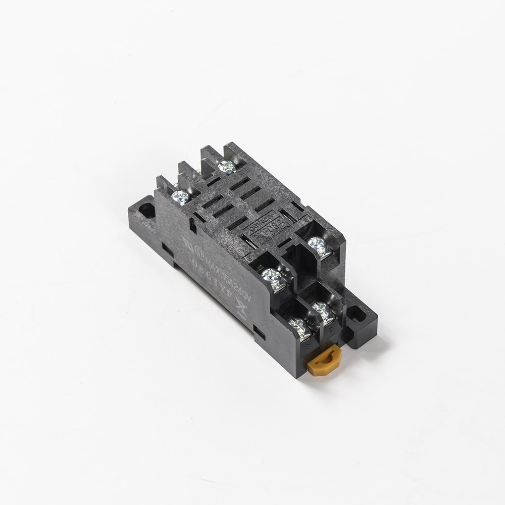 コントロールリレーソケット