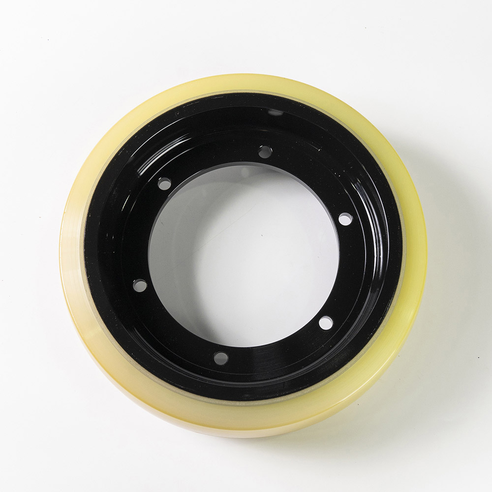 ドライブタイヤ　シンガタ 70ナチュラル