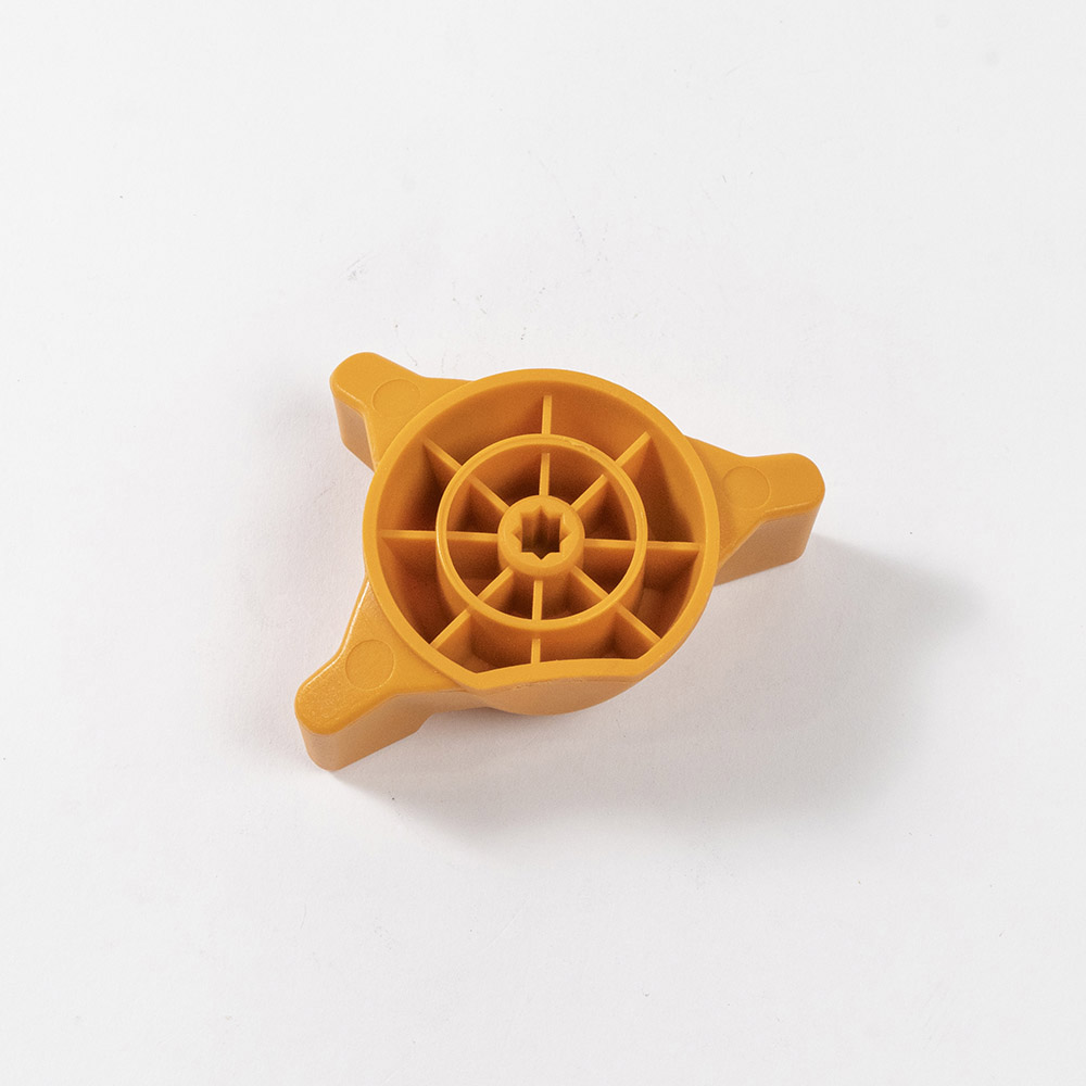 Right butterfly knob
