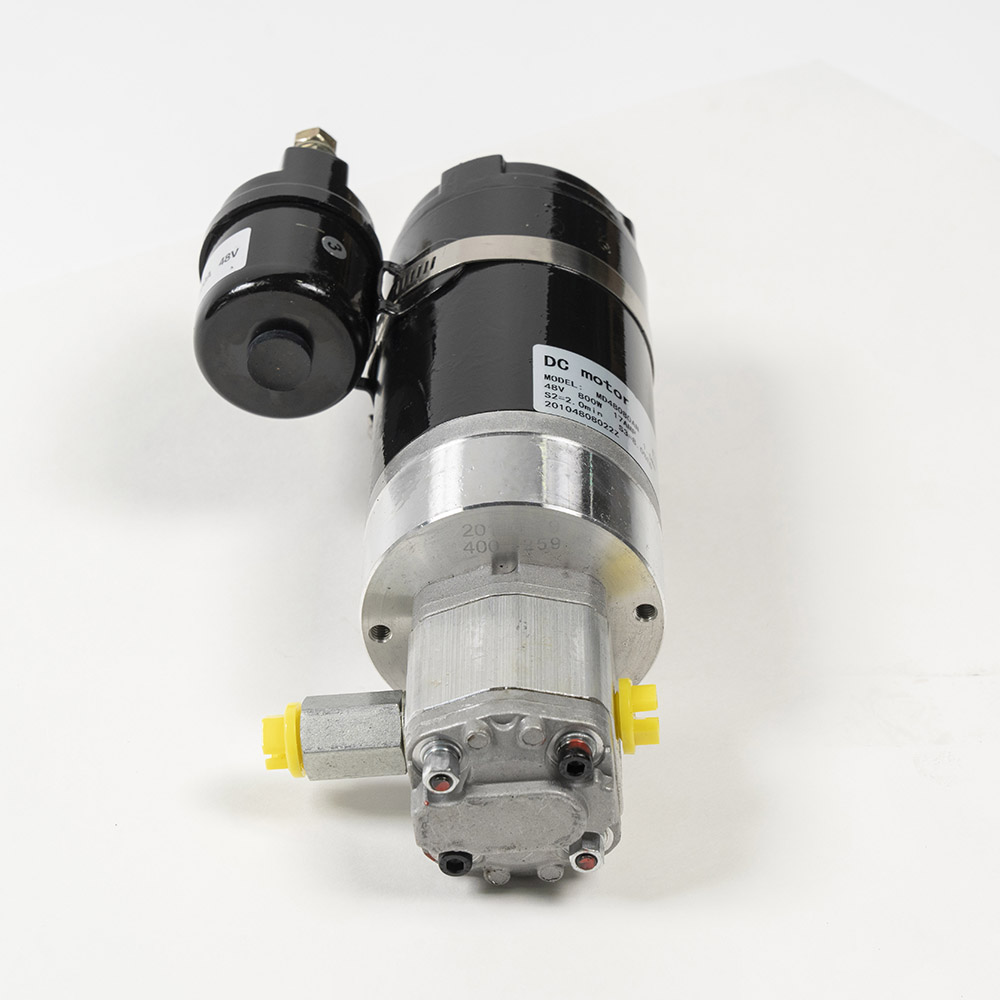 Oil cylinder assembly